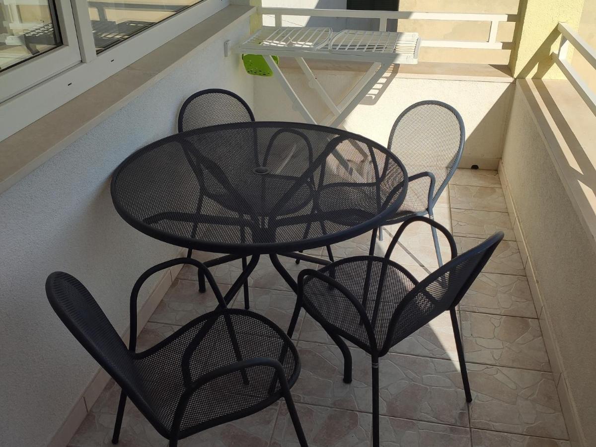 Apartments Ivo Makarska Exterior photo
